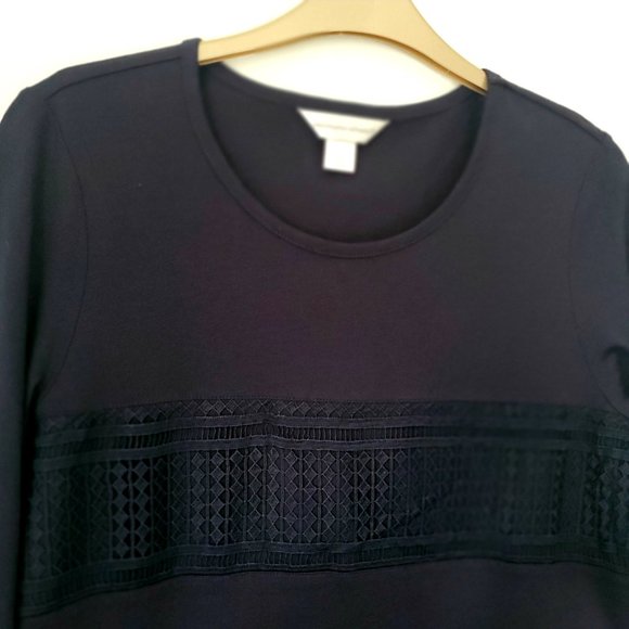NWOT* Navy Blue Crew Neck Top Crocheted Accent Trim 3/4 sleeve Nautical Basic - Picture 3 of 9